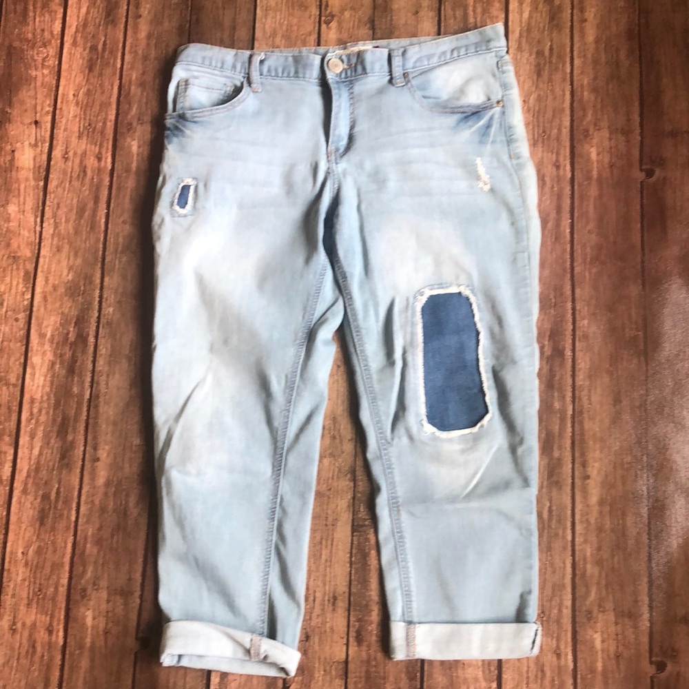 So Distressed/Patched Crop Boyfriend Jeans Sz 9